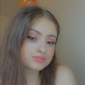 Meet your Posher, Ashlee